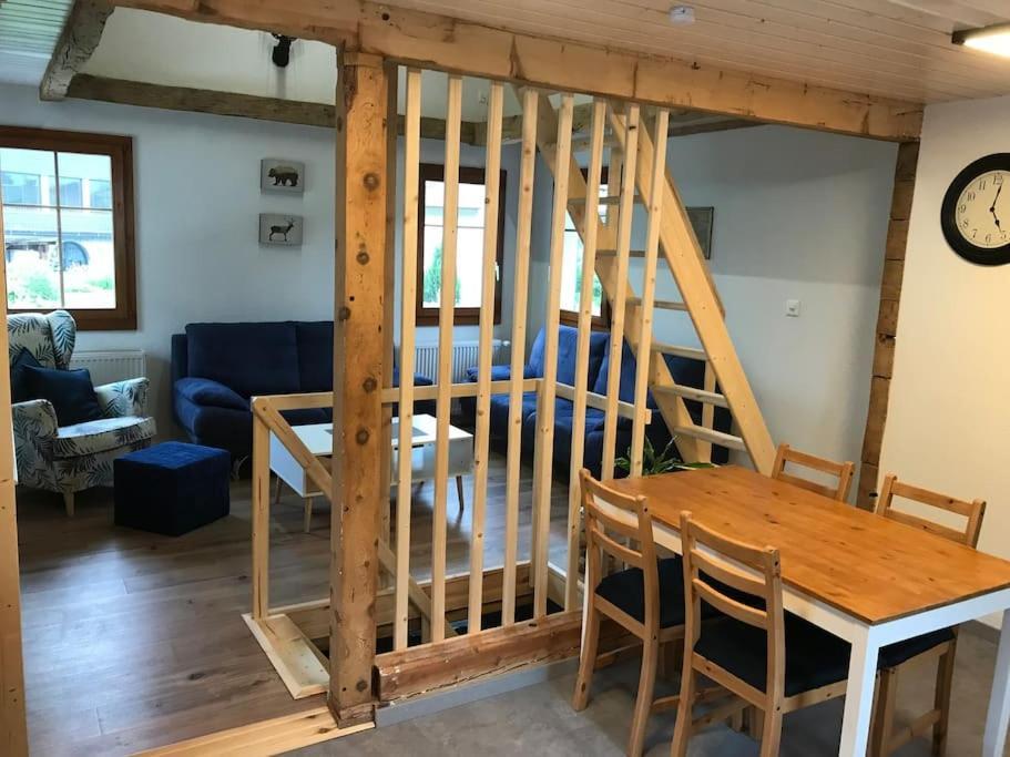 La Maisonnette : Charmante Maison Independante Salgesch 외부 사진